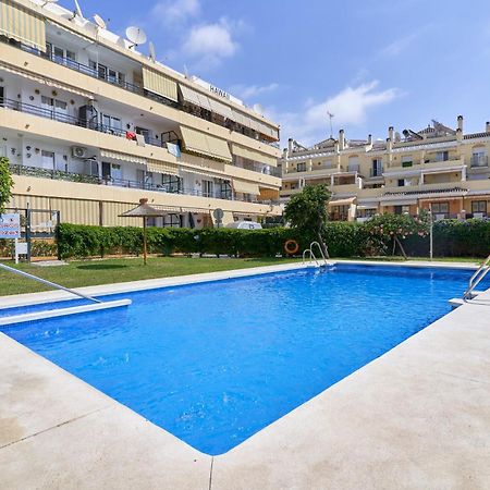 Hawaii 1St Floor Burriana, Nerja Apartment ภายนอก รูปภาพ