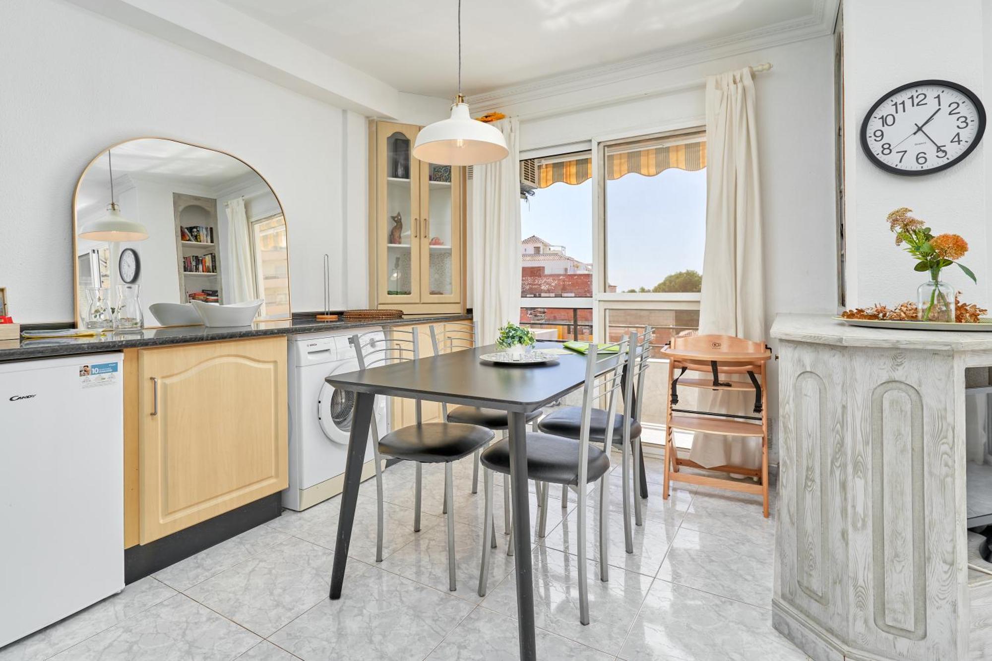 Hawaii 1St Floor Burriana, Nerja Apartment ภายนอก รูปภาพ
