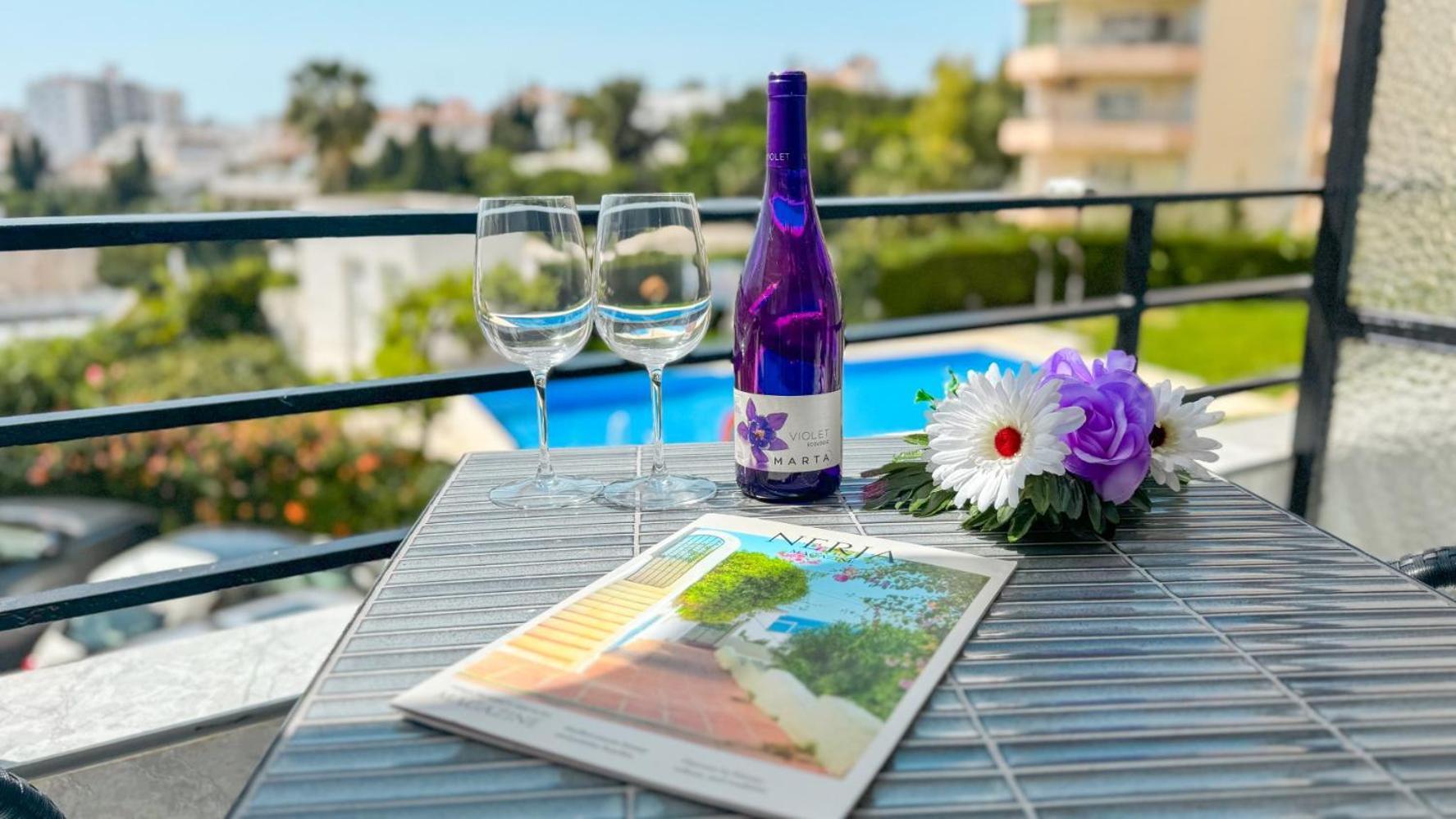 Hawaii 1St Floor Burriana, Nerja Apartment ภายนอก รูปภาพ